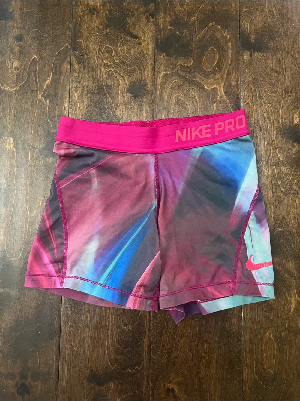Girls Nike Pro Shorts Pink / White Swirl girls size M